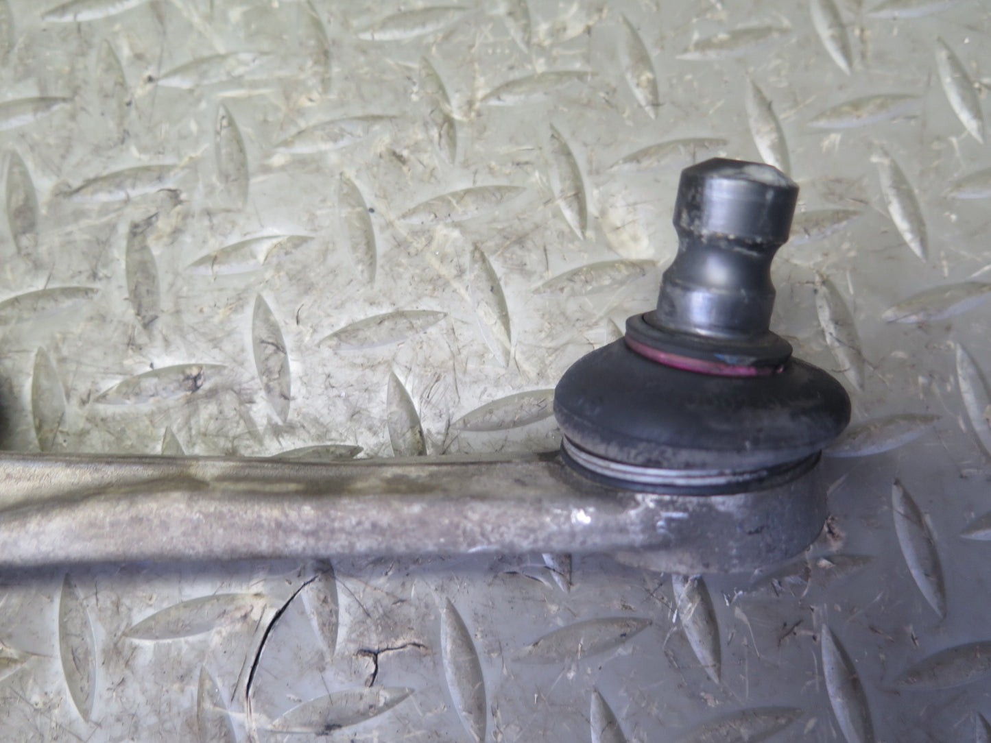 08-17 Audi 8T A5 S5 Front Left Upper Control Arm Set OEM