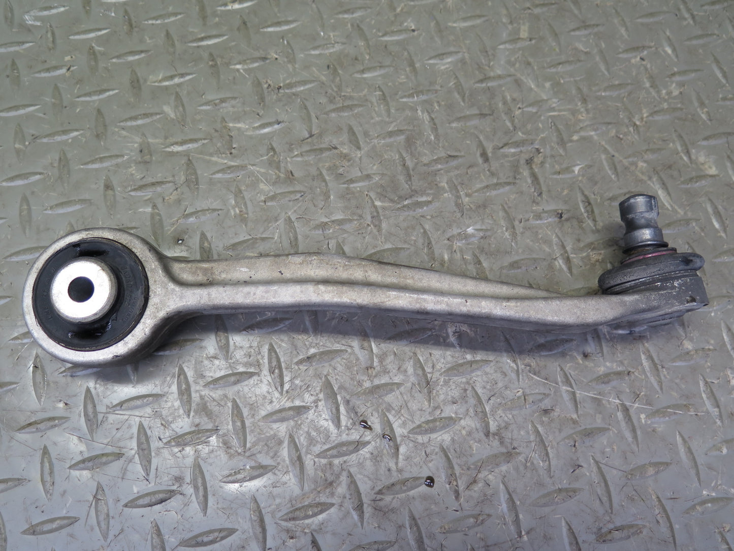 08-17 Audi 8T A5 S5 Front Left Upper Control Arm Set OEM