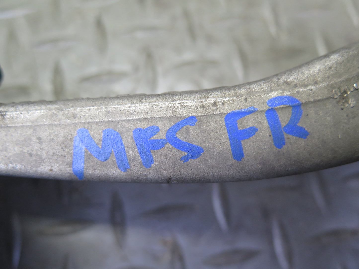 08-17 Audi 8T A5 S5 Front Right Upper Control Arm Set OEM