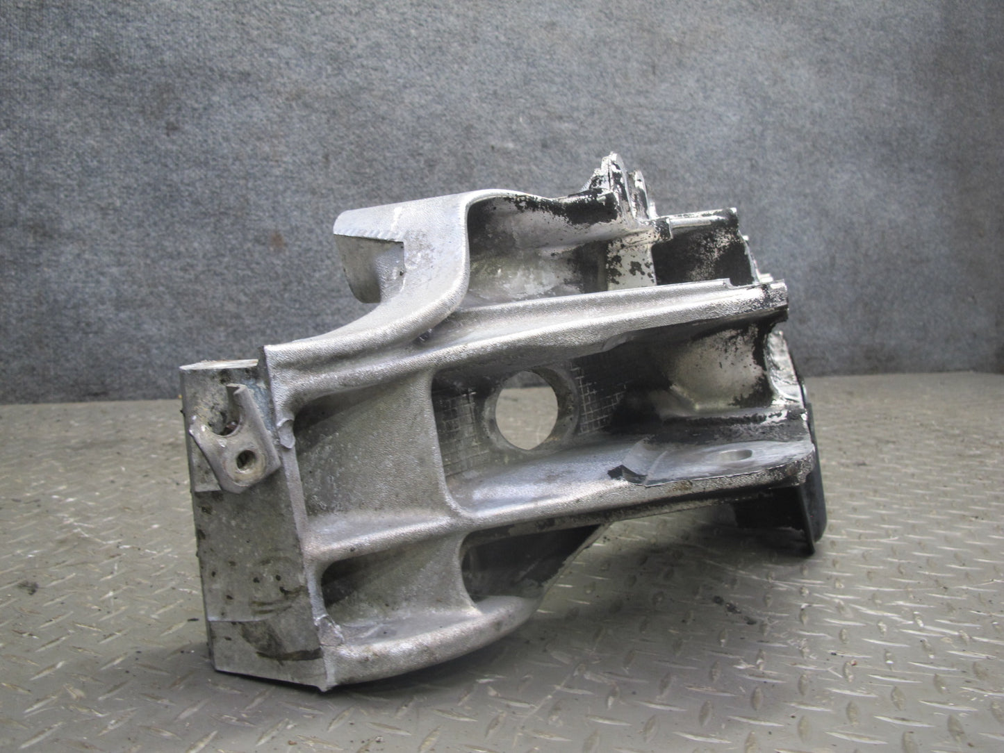 92-00 Lexus JZZ31L SC400 SC300 Front Engine Subframe Crossmember OEM