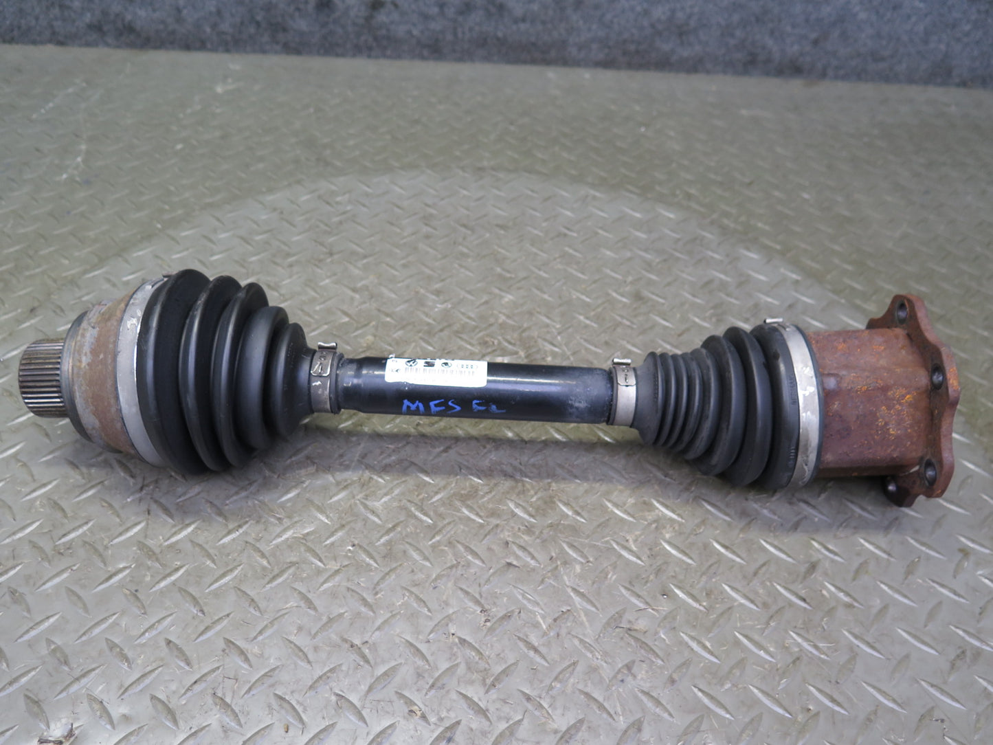08-17 Audi 8T A5 S5 AWD Front Left Axle Half Shaft 8K0407271Q OEM