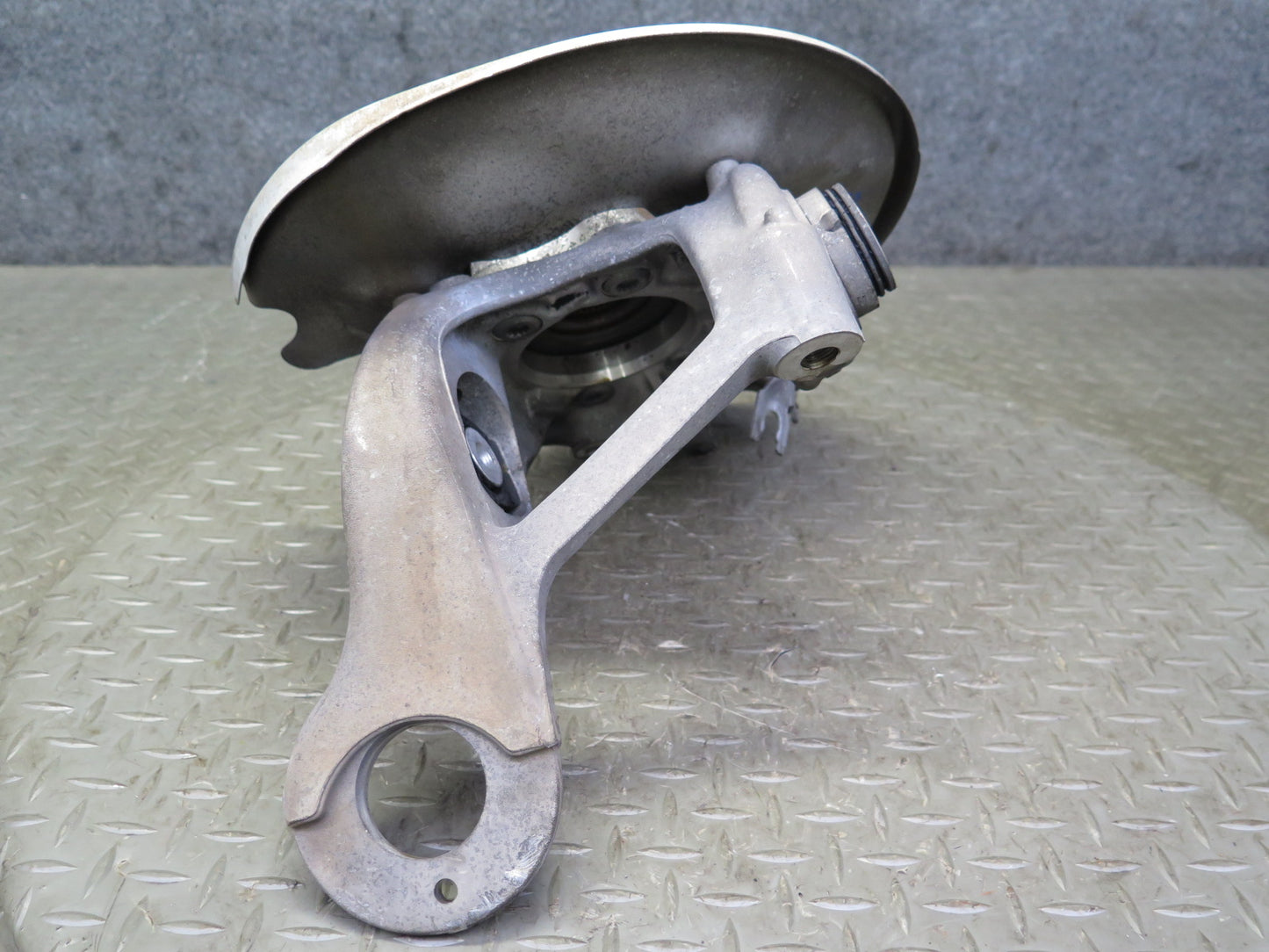 09-16 Audi A5 S5 AWD Rear Left Spindle Knuckle Wheel Hub Bearing 101K Miles OEM