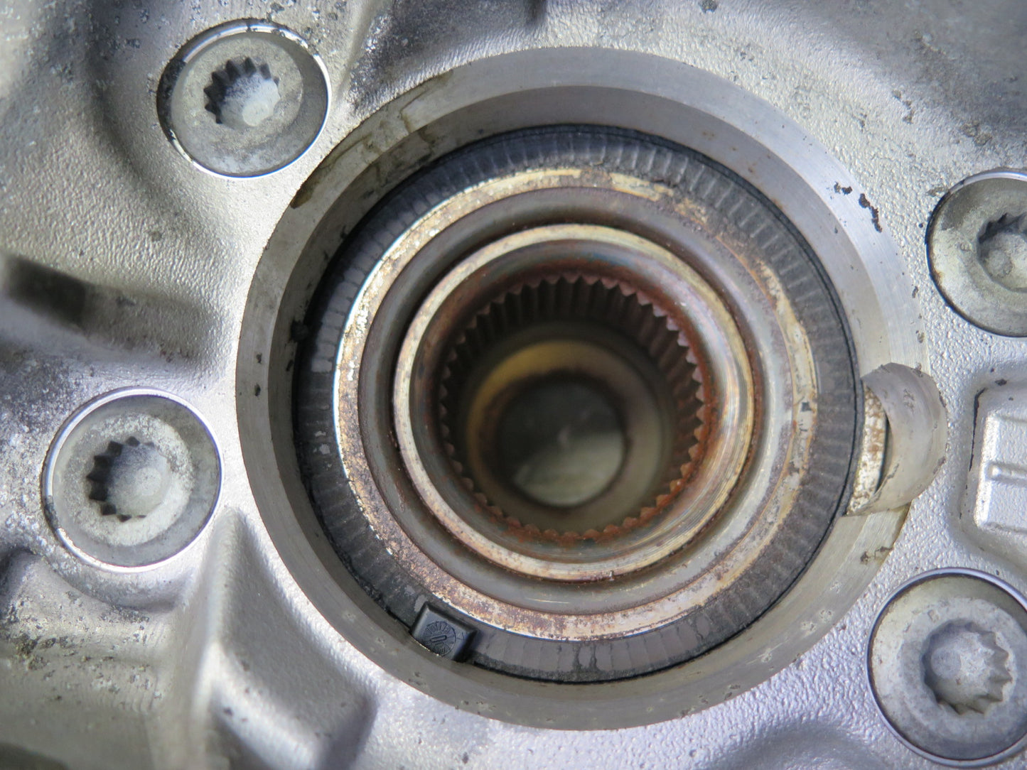 09-16 Audi A5 S5 AWD Rear Left Spindle Knuckle Wheel Hub Bearing 101K Miles OEM