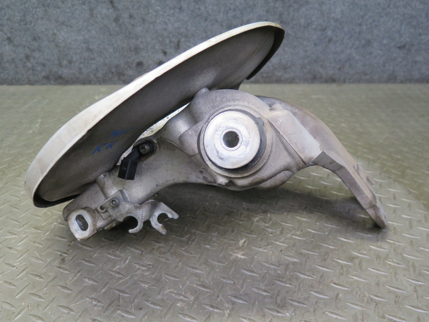 09-16 Audi A5 S5 AWD Rear Right Spindle Knuckle Wheel Hub Bearing 101K Miles OEM