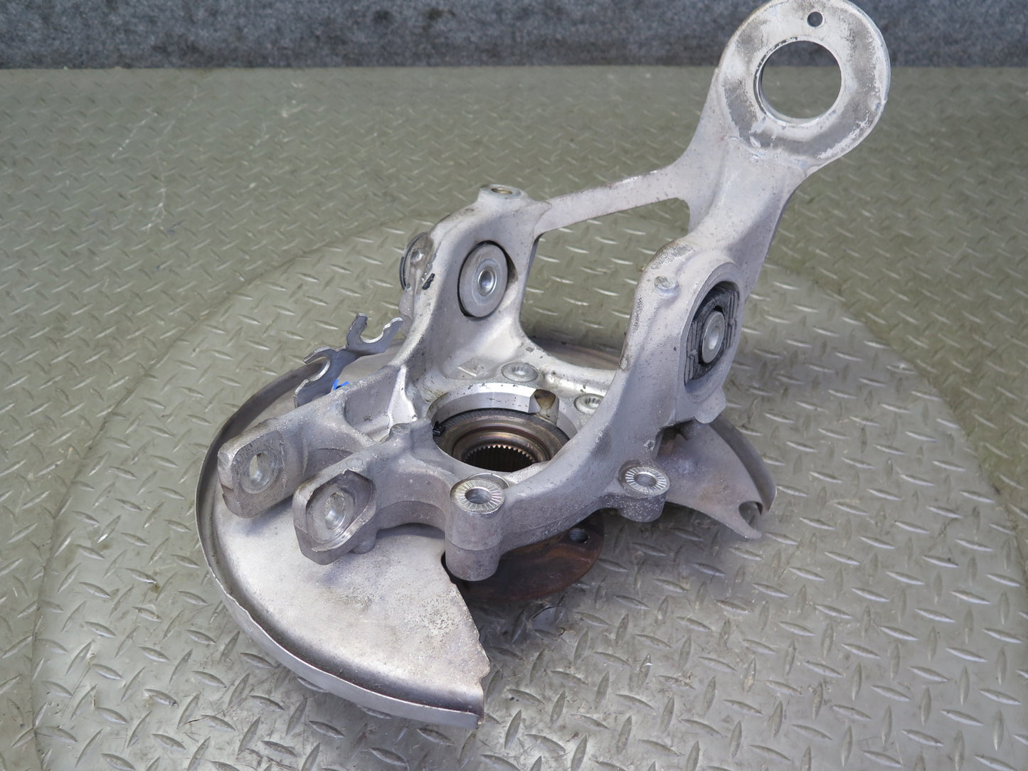 09-16 Audi A5 S5 AWD Rear Right Spindle Knuckle Wheel Hub Bearing 101K Miles OEM