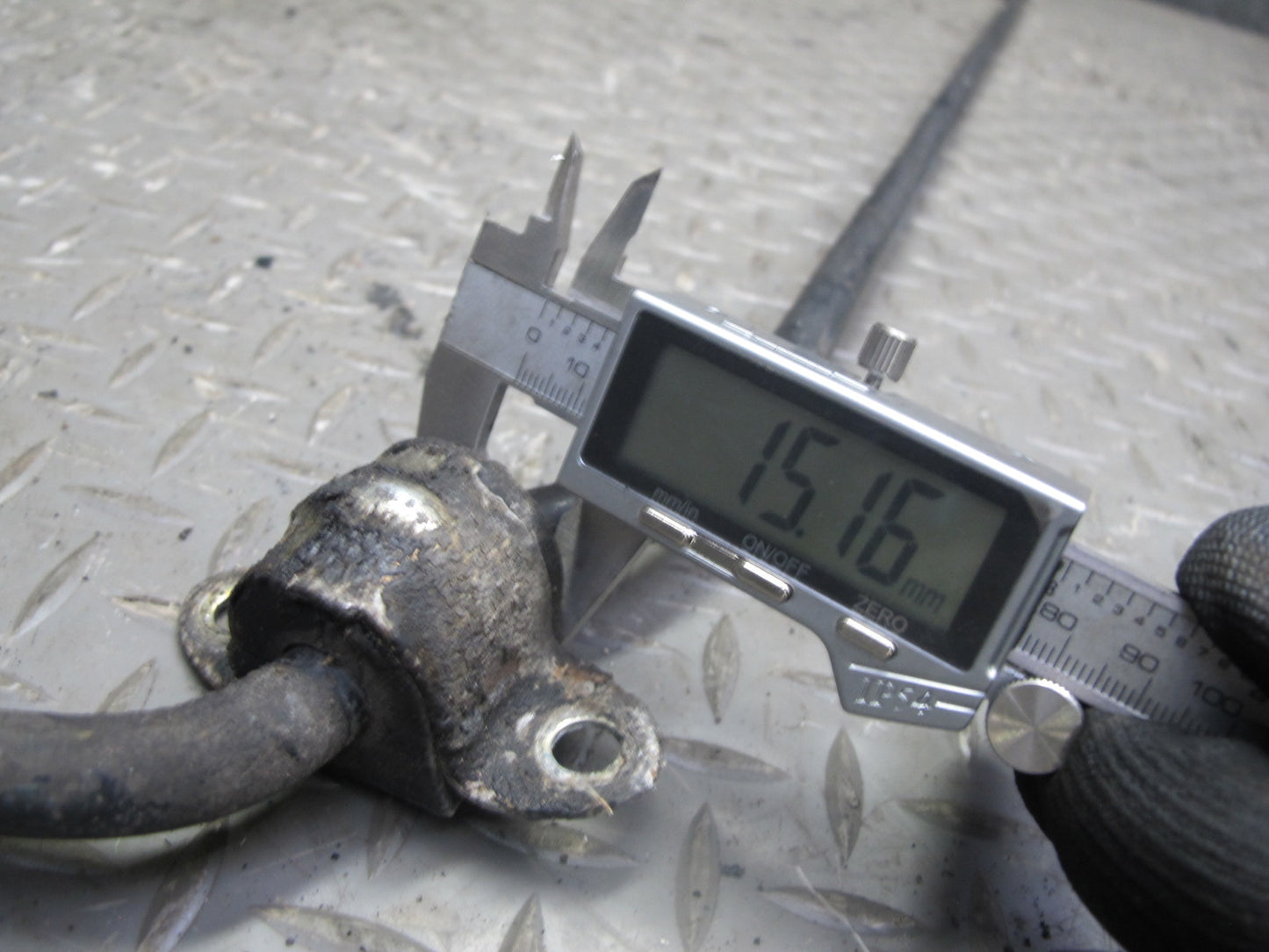 75-85 Mercedes W123 Sedan Front & Rear Anti Roll Stabilizer Sway Bar Set OEM