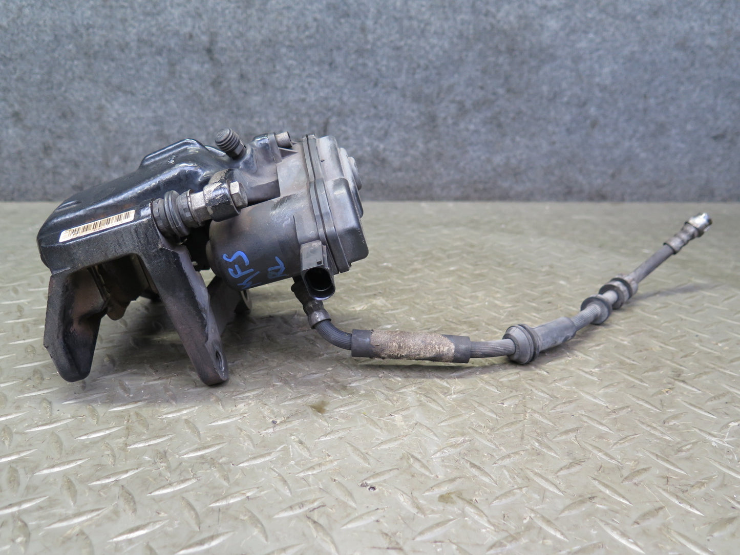 08-12 Audi B8 S5 4.2L AWD Set of 2 Rear Left & Right Brake Caliper 101K Mile OEM