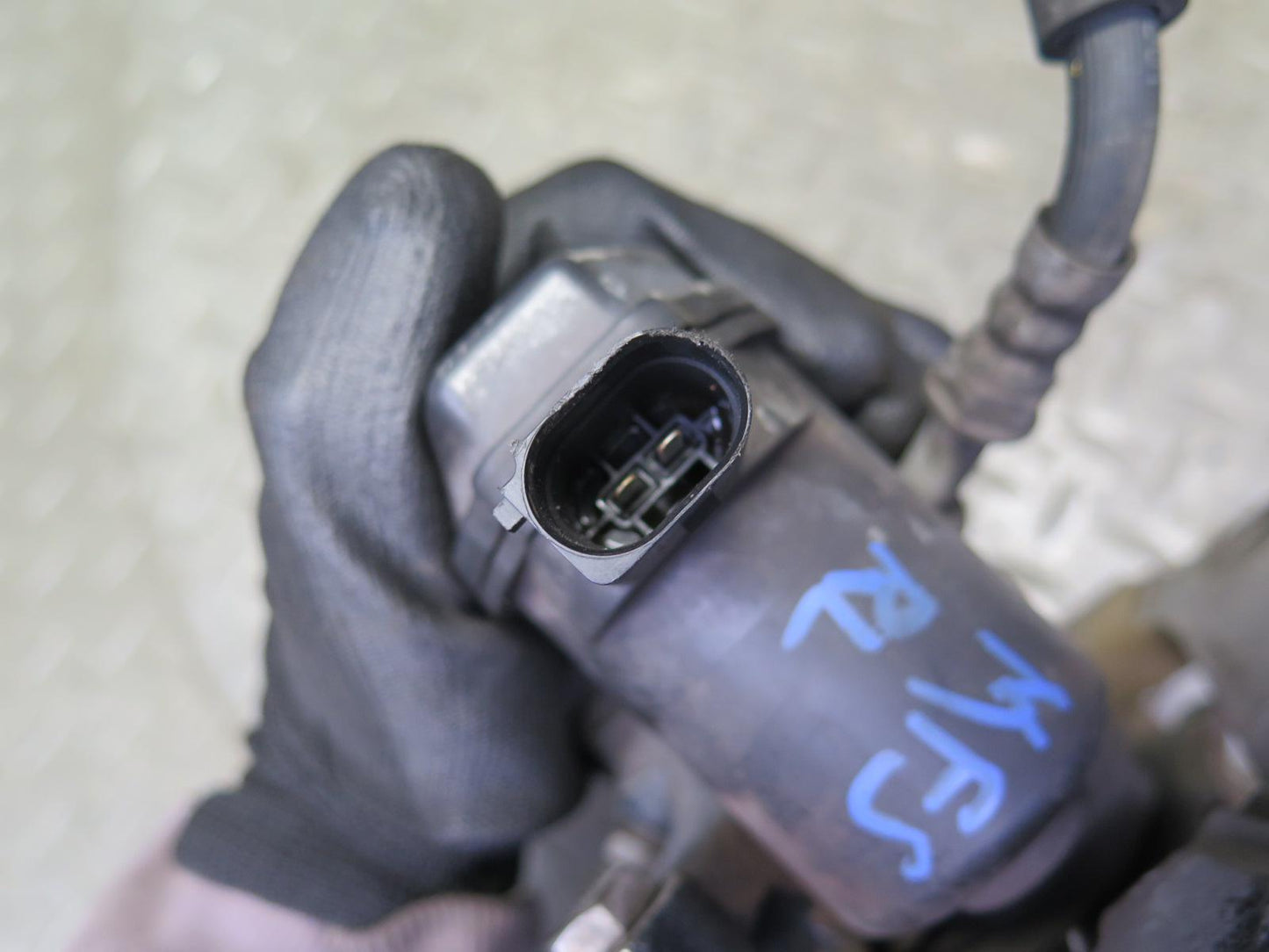 08-12 Audi B8 S5 4.2L AWD Set of 2 Rear Left & Right Brake Caliper 101K Mile OEM