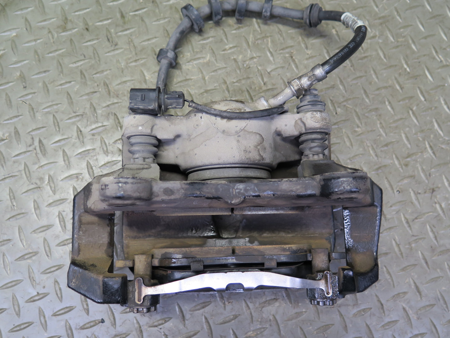 08-16 Audi B8 S5 Coupe AWD Set of 2 Front Left & Right Brake Caliper 101K OEM