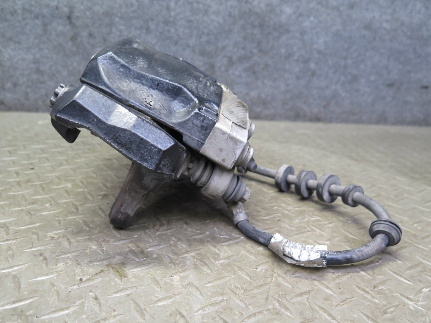 08-16 Audi B8 S5 Coupe AWD Set of 2 Front Left & Right Brake Caliper 101K OEM