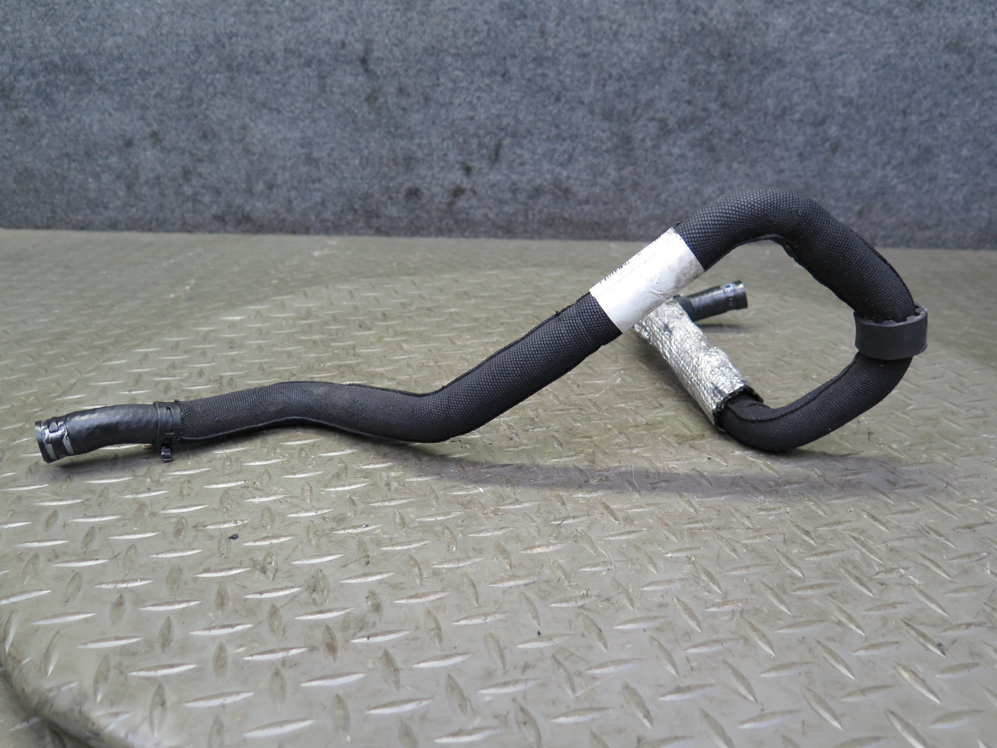 08-10 Audi 8T S5 4.2L Set of 2 Power Steering Hose Pipe Line OEM