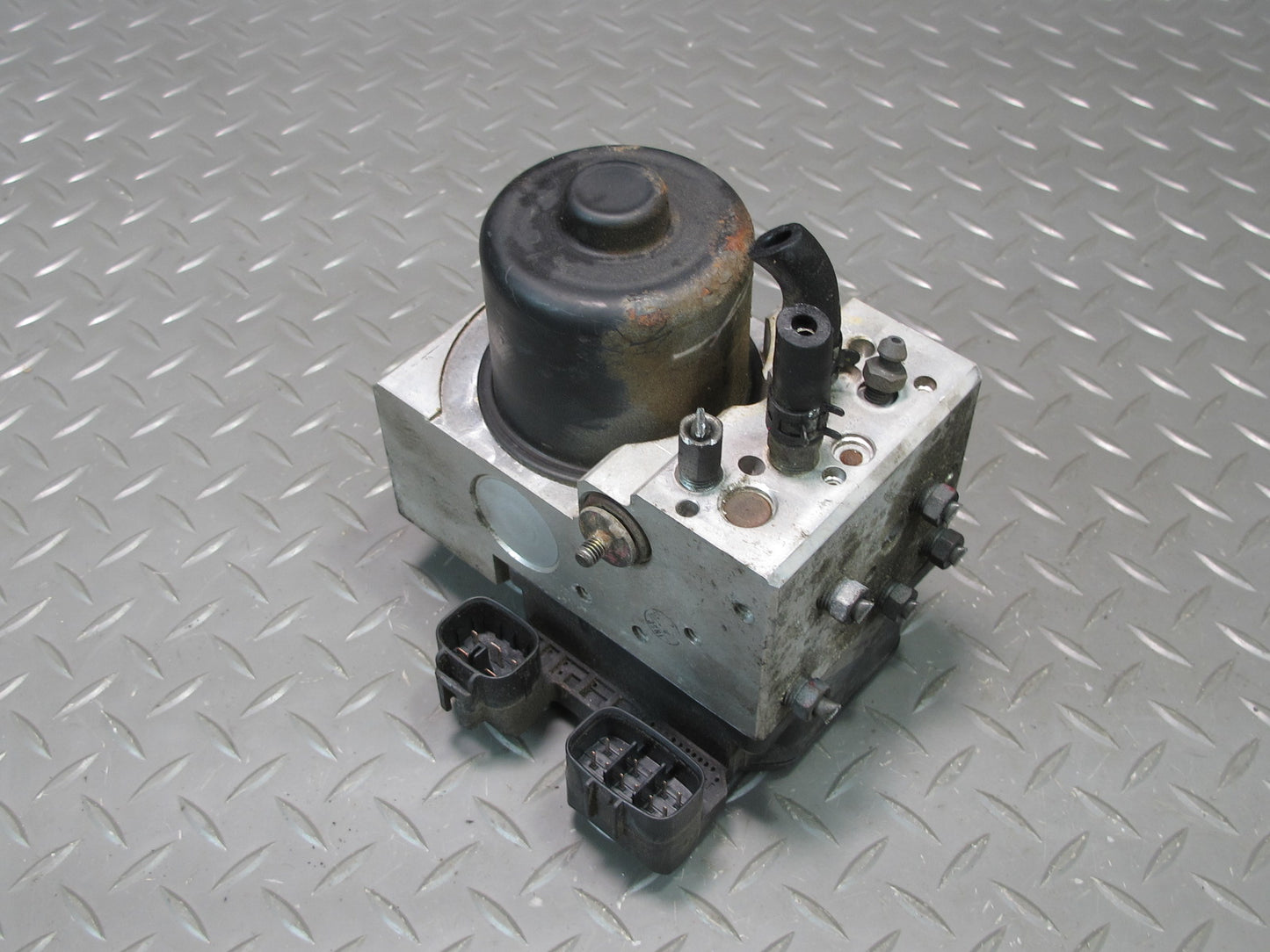 97-00 Lexus JZZ31L SC400 SC300 Anti Lock Brake ABS Pump Module OEM