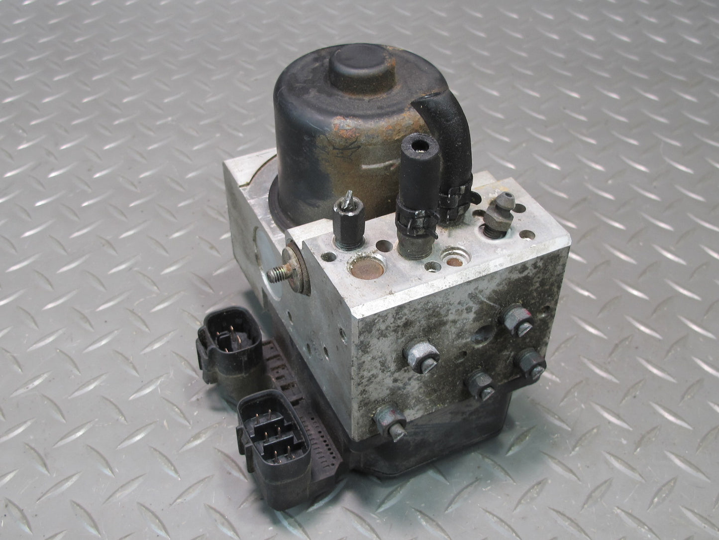 97-00 Lexus JZZ31L SC400 SC300 Anti Lock Brake ABS Pump Module OEM