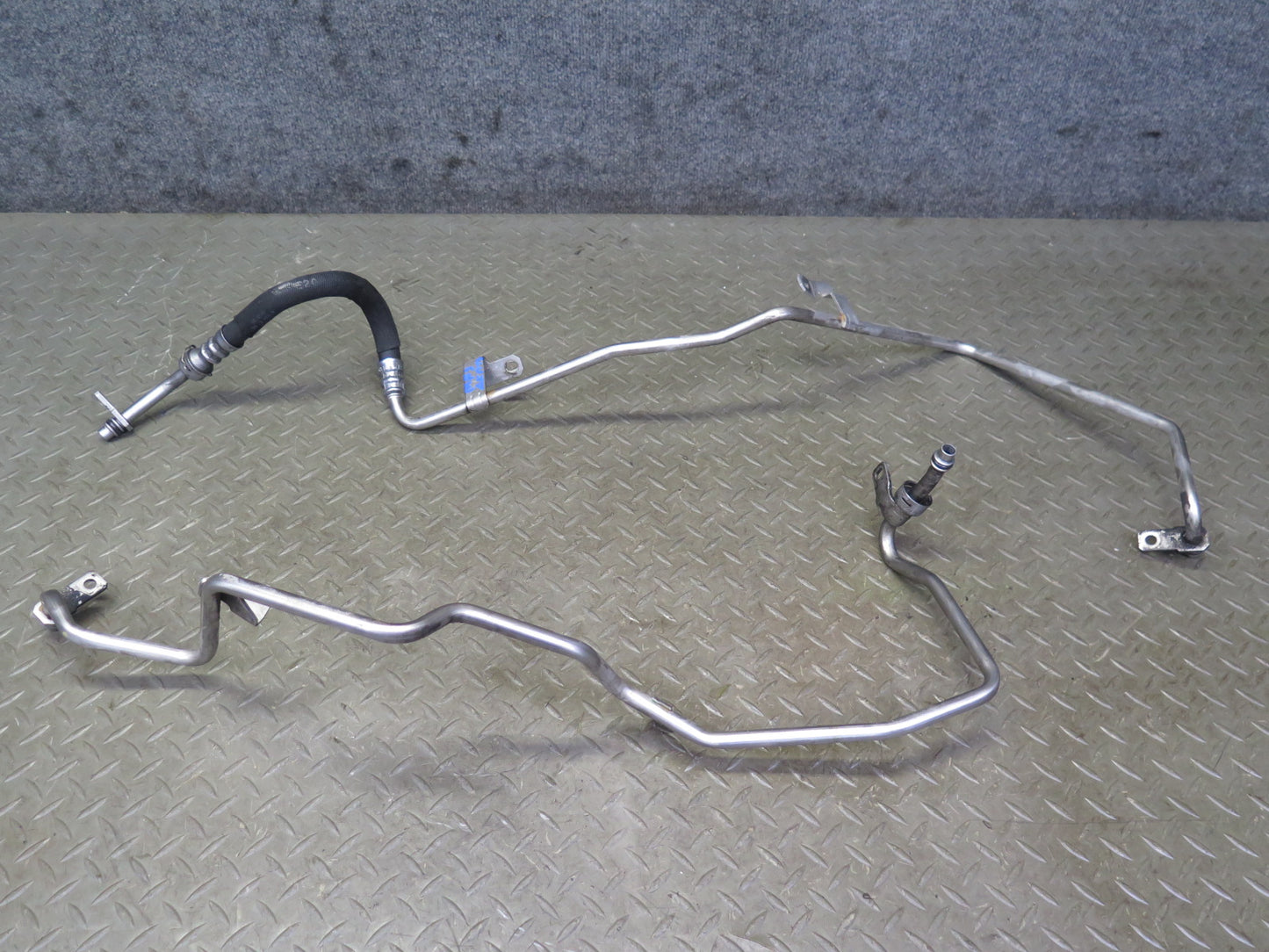 2010 Audi 8T S5 Coupe 4.2L LMJ Set of 2 A/T Transmission Hose Pipe Line OEM