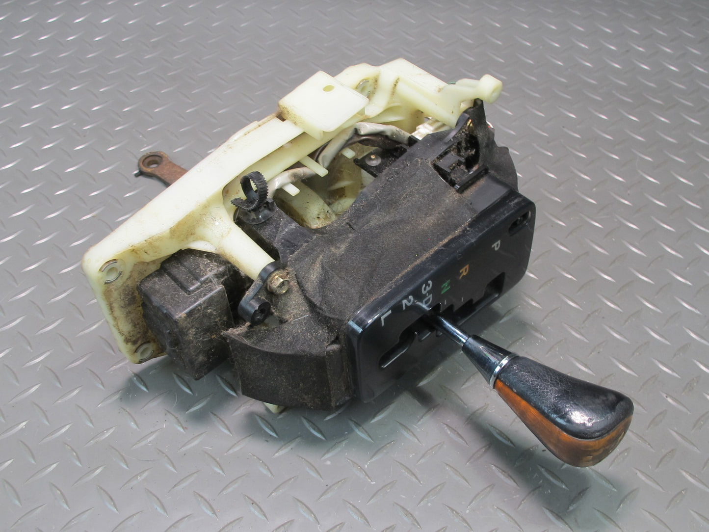 98-00 Lexus JZZ31L SC400 SC300 A/T Gear Shifter w Shifter Knob Assembly OEM