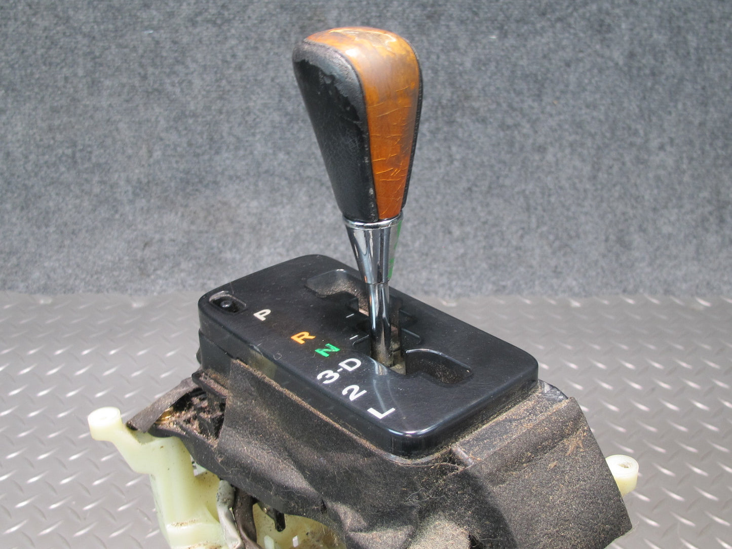 98-00 Lexus JZZ31L SC400 SC300 A/T Gear Shifter w Shifter Knob Assembly OEM