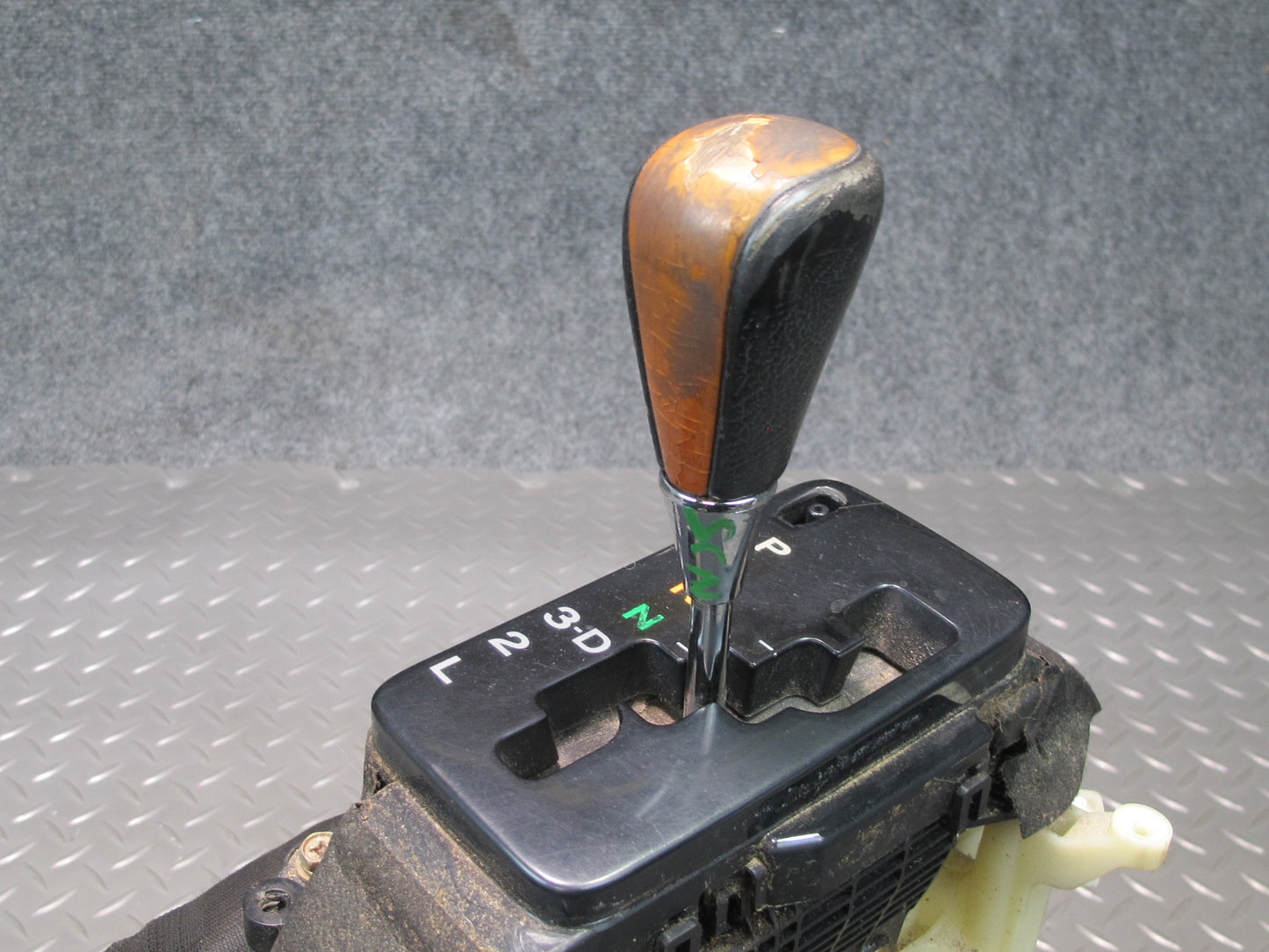 98-00 Lexus JZZ31L SC400 SC300 A/T Gear Shifter w Shifter Knob Assembly OEM