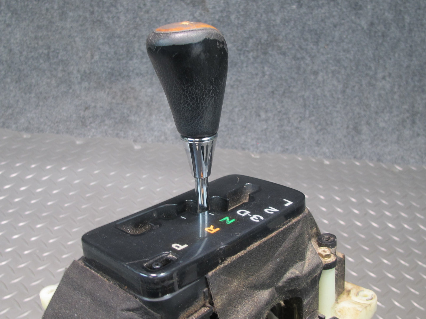 98-00 Lexus JZZ31L SC400 SC300 A/T Gear Shifter w Shifter Knob Assembly OEM