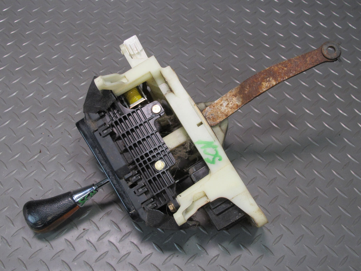 98-00 Lexus JZZ31L SC400 SC300 A/T Gear Shifter w Shifter Knob Assembly OEM