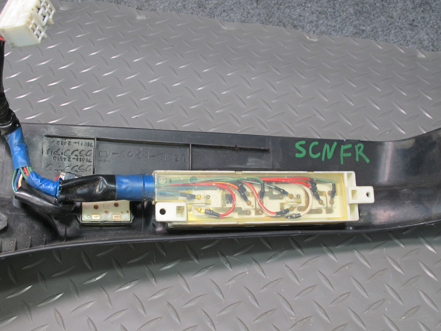 95-00 Lexus JZZ31L SC400 SC300 Front Right Seat Lower Trim w Switches Black OEM