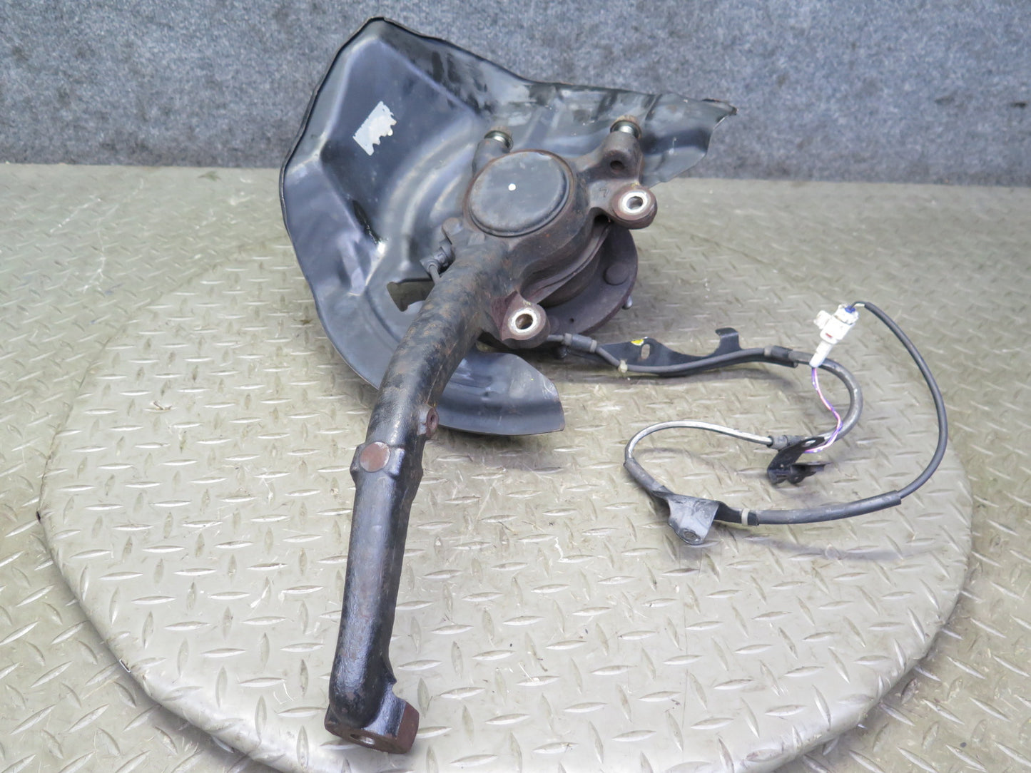 98-00 Lexus UCF20L LS400 Front Left Spindle Knuckle Wheel Hub Bearing 102K OEM