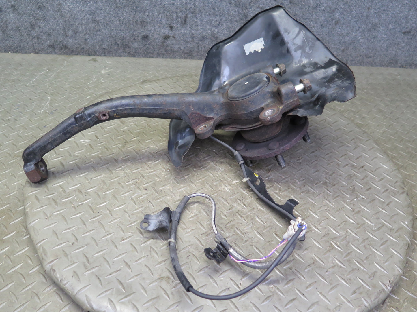 98-00 Lexus UCF20L LS400 Front Left Spindle Knuckle Wheel Hub Bearing 102K OEM