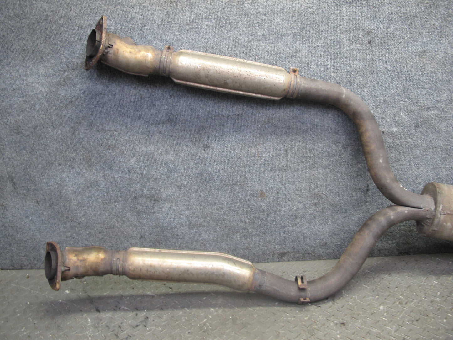 92-96 Lexus UZZ30L SC400 Exhaust Front Y Pipe OEM