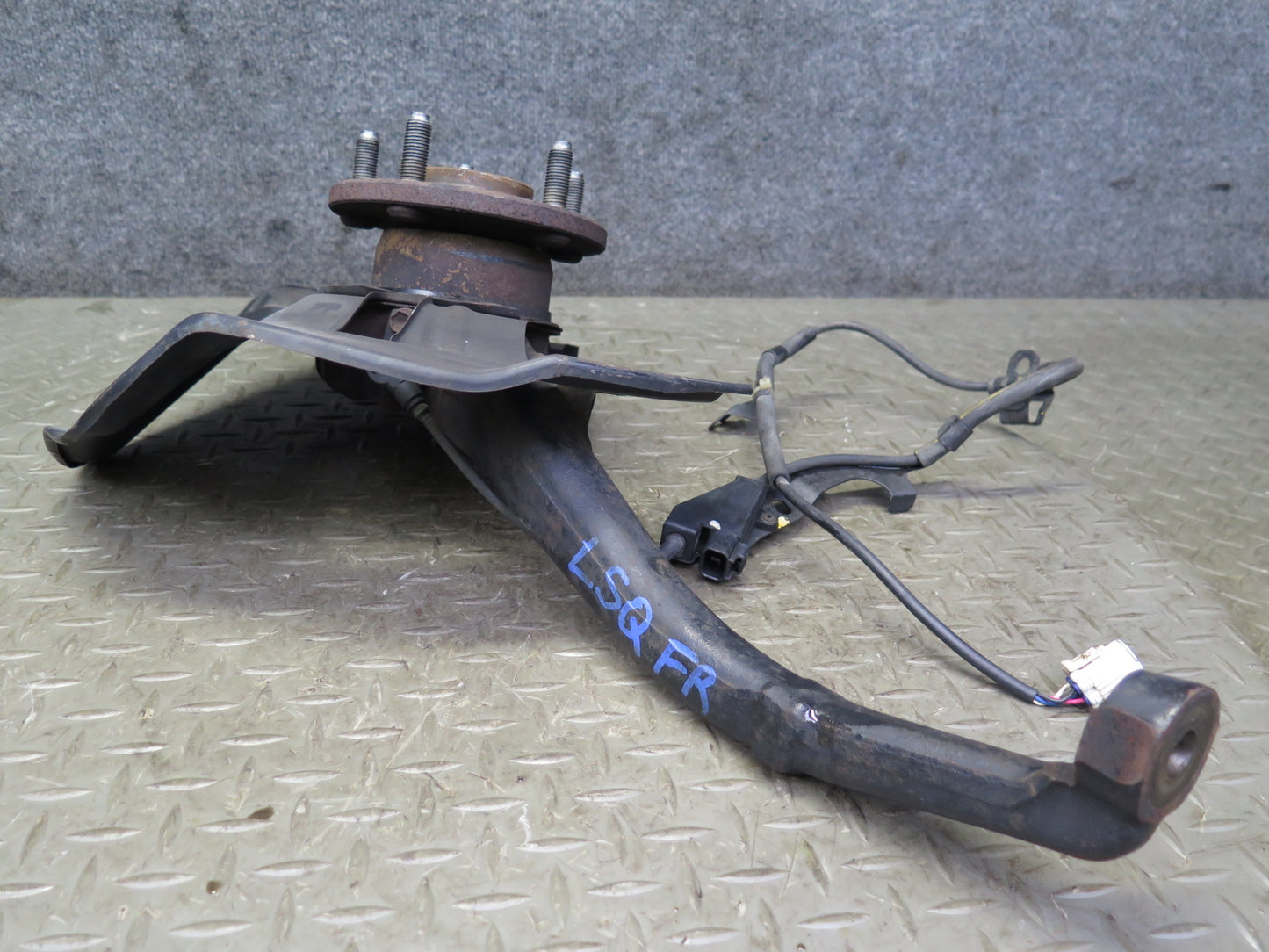 98-00 Lexus UCF20L LS400 Front Right Spindle Knuckle Wheel Hub Bearing 102K OEM