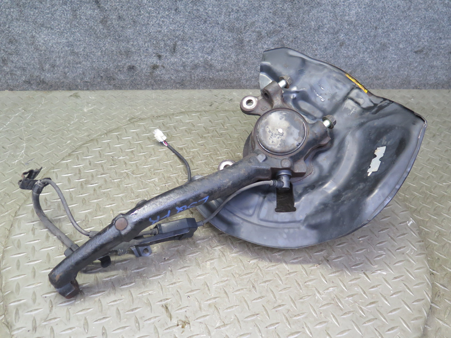 98-00 Lexus UCF20L LS400 Front Right Spindle Knuckle Wheel Hub Bearing 102K OEM