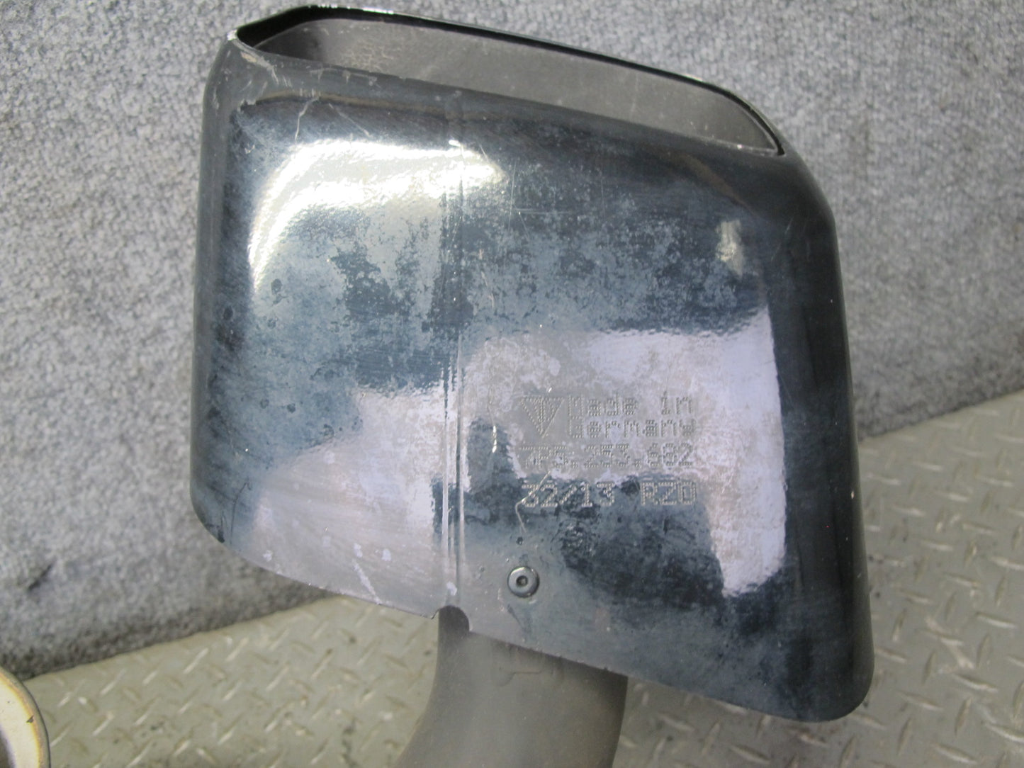 2011-2014 Porsche Cayenne S 958 4.8L NON Turbo Dual Exhaust Muffler W/ Tips