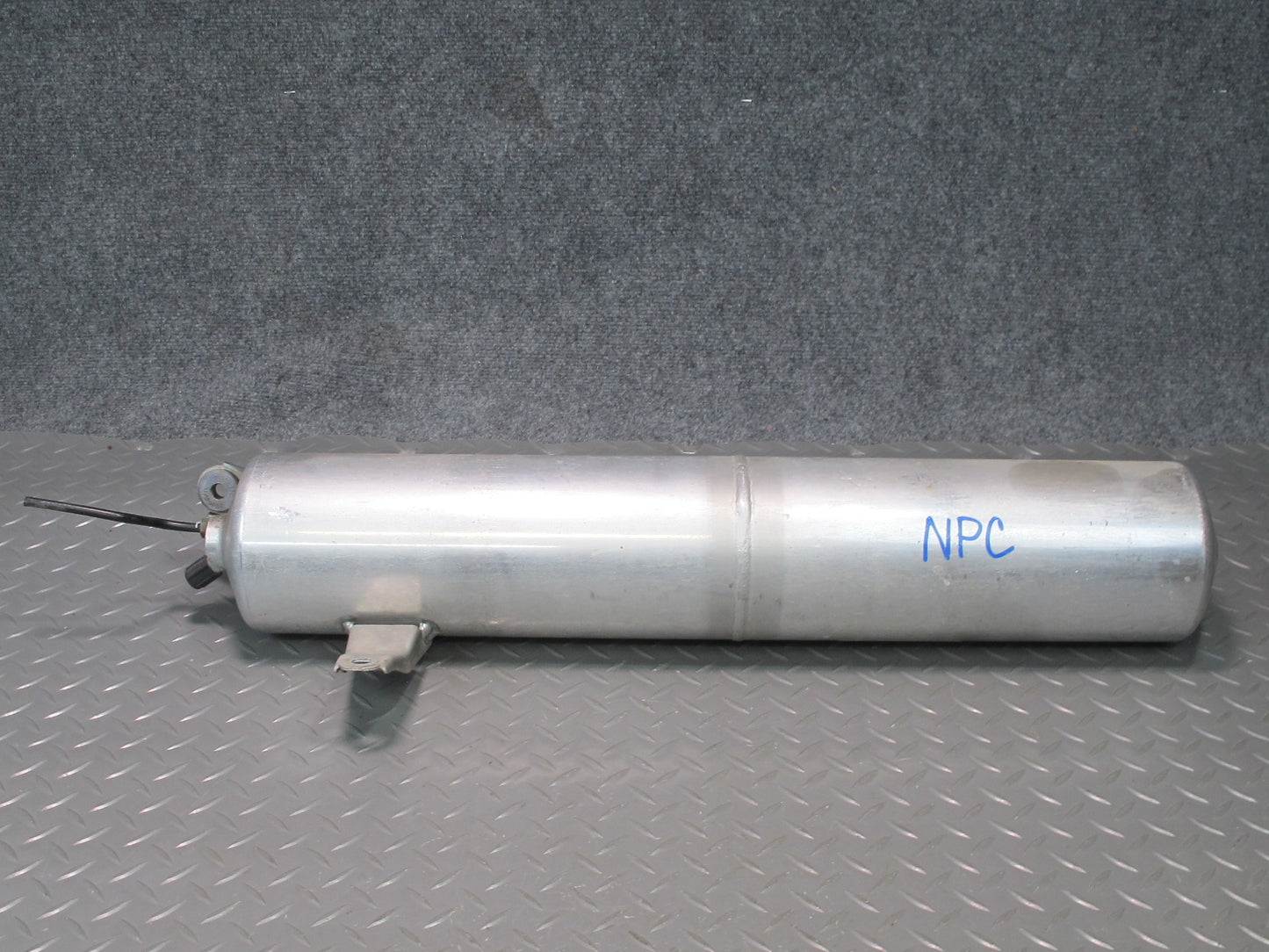 2011-2018 Porsche Cayenne 958 Air Suspension Tank Reservoir 7P0616201A