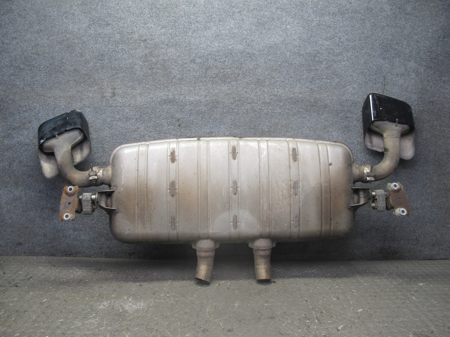 2011-2014 Porsche Cayenne S 958 4.8L NON Turbo Dual Exhaust Muffler W/ Tips