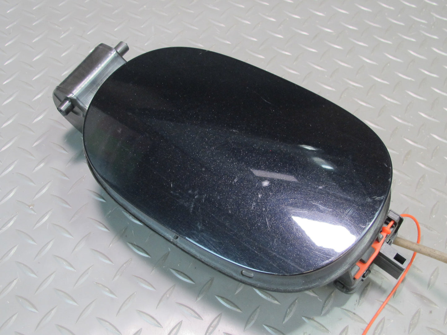 2011-2018 Porsche Cayenne 958 Fuel Gas Tank Filler Door Lid Cover Black