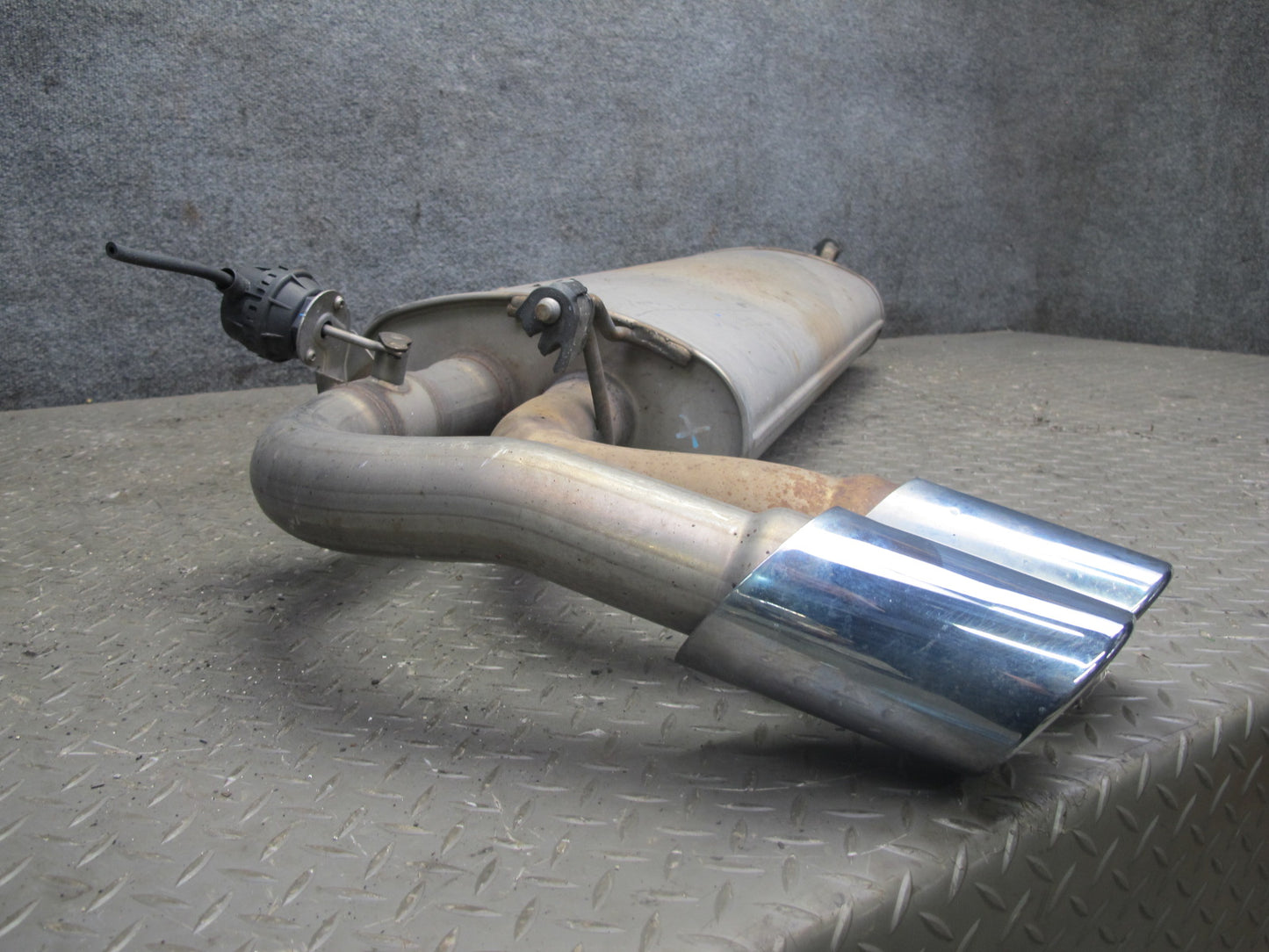 13-17 BMW F25 X3 28ix 2.0L Rear Exhaust Muffler w Tips 81K Miles 7629636 OEM