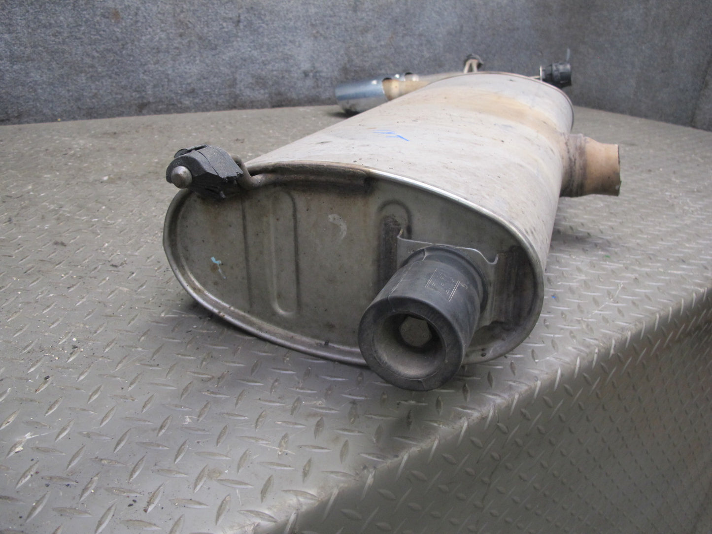 13-17 BMW F25 X3 28ix 2.0L Rear Exhaust Muffler w Tips 81K Miles 7629636 OEM