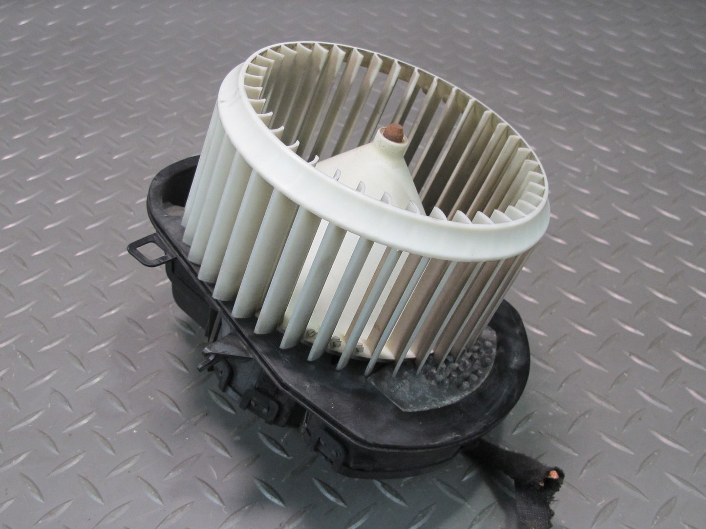 2011-2018 Porsche Cayenne 958 A/C Heater Climate Blower Motor Fan