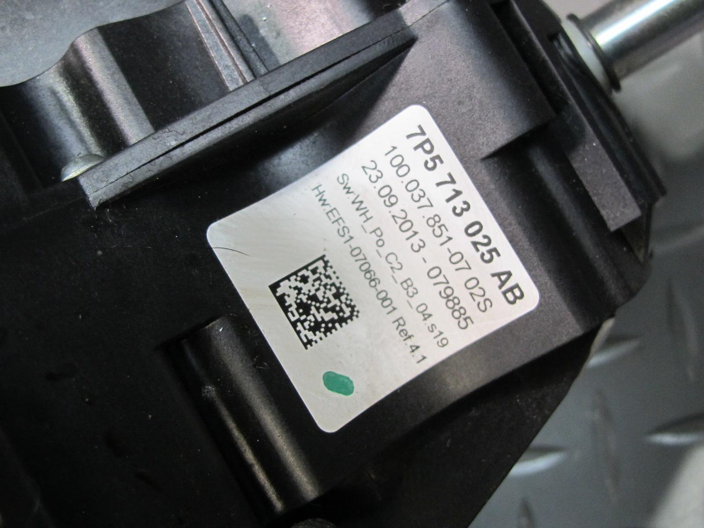 2011-2018 Porsche Cayenne 958 Automatic Transmission Floor Gear Shifter W/ Cable