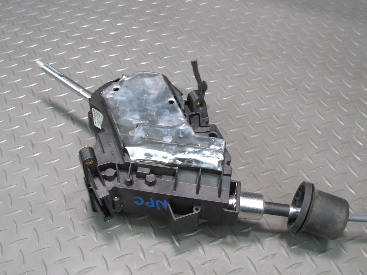 2011-2018 Porsche Cayenne 958 Automatic Transmission Floor Gear Shifter W/ Cable