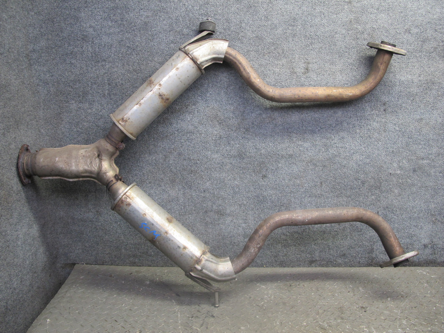 92-97 Lexus UZZ30L SC400 Rear Exhaust Pipe Resonator OEM