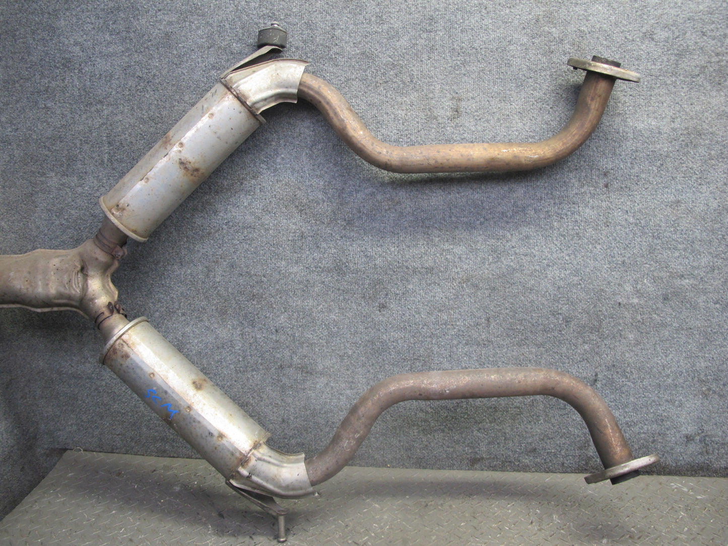 92-97 Lexus UZZ30L SC400 Rear Exhaust Pipe Resonator OEM