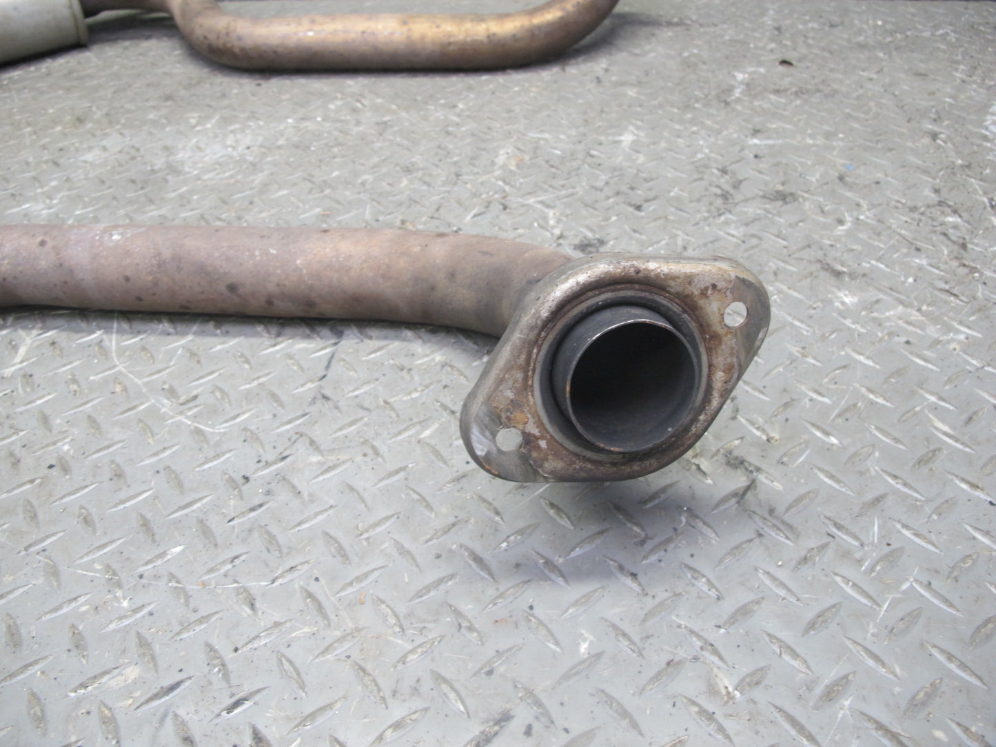 92-97 Lexus UZZ30L SC400 Rear Exhaust Pipe Resonator OEM