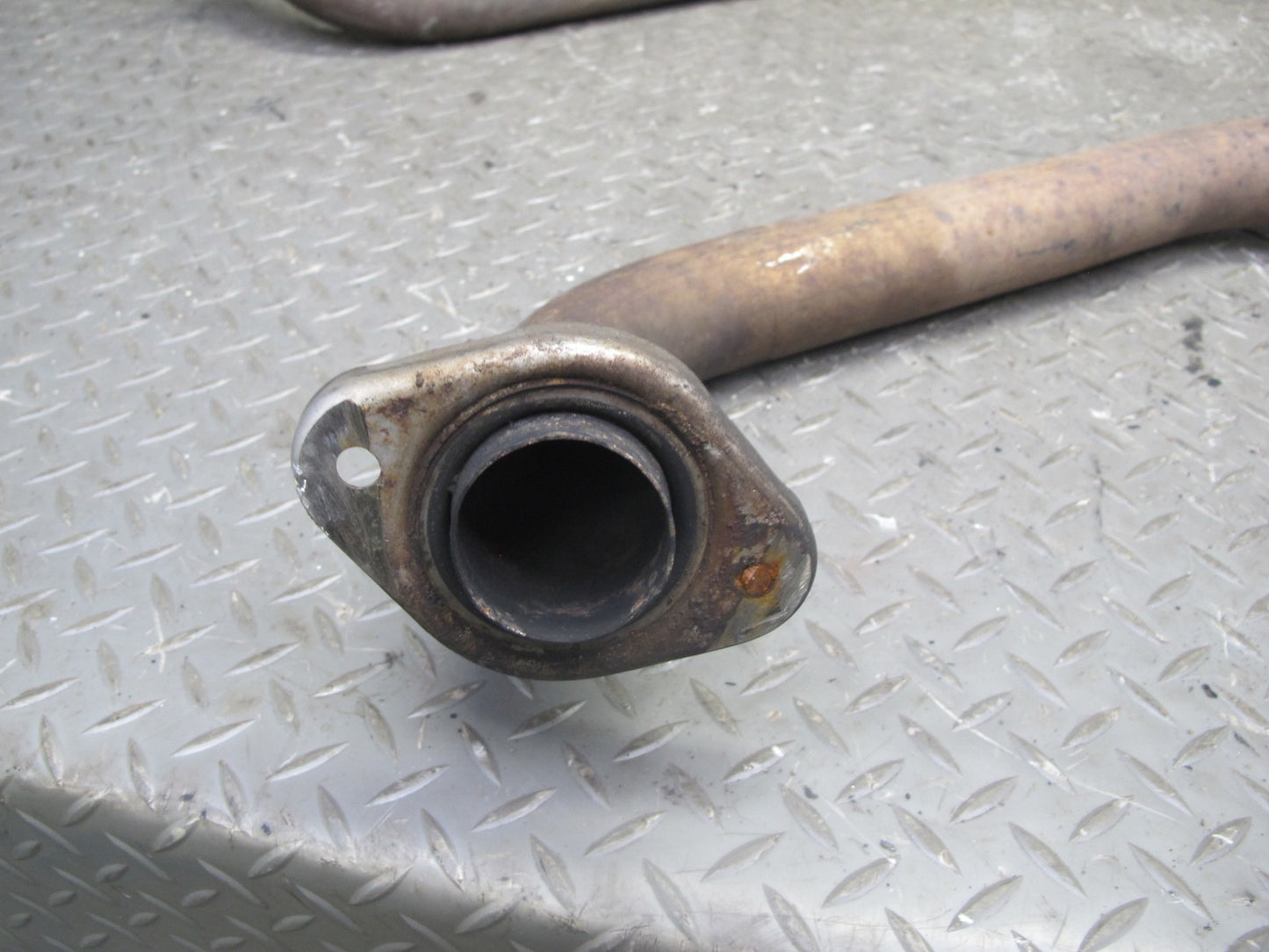 92-97 Lexus UZZ30L SC400 Rear Exhaust Pipe Resonator OEM