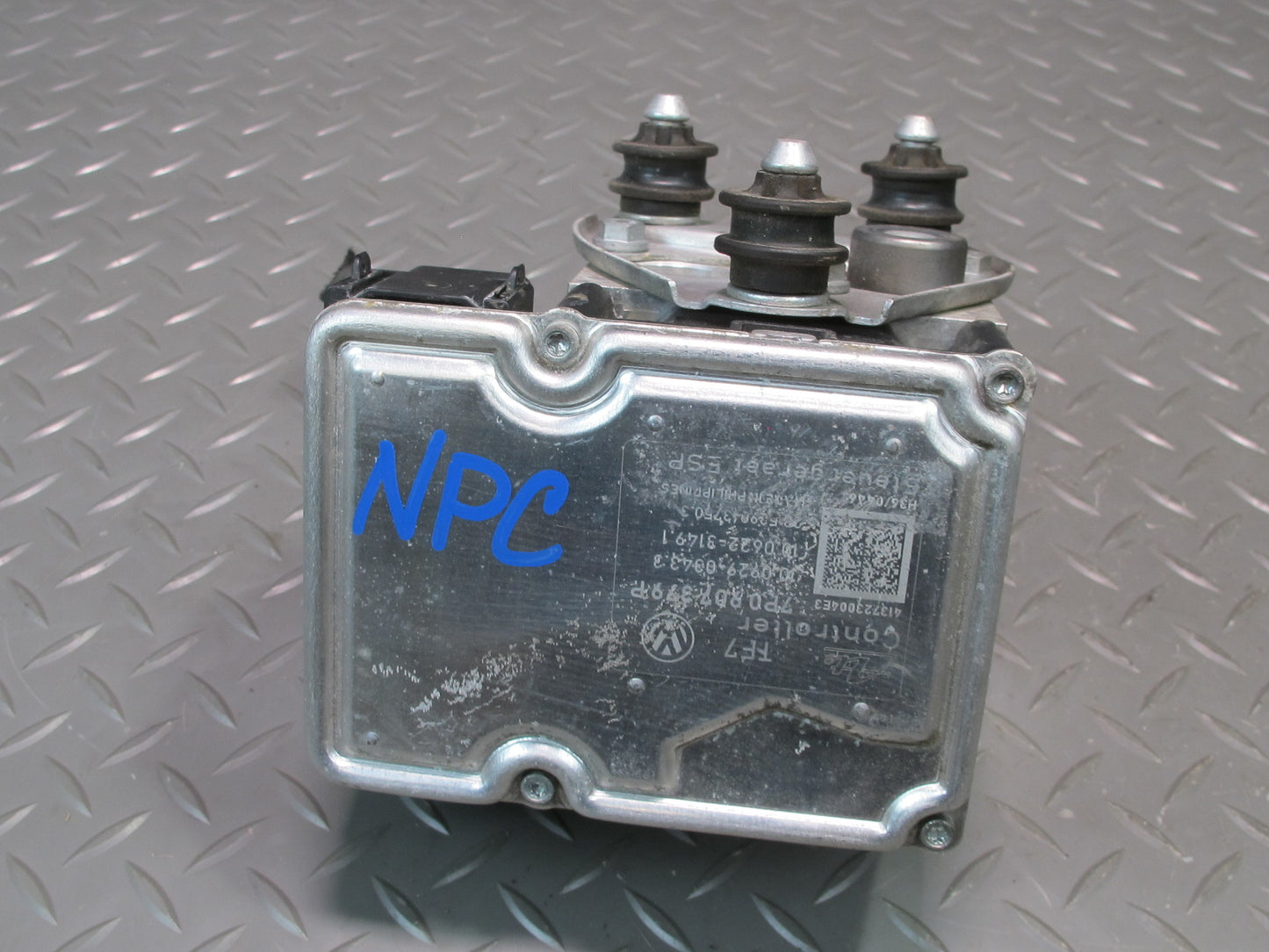 2013-2014 Porsche Cayenne S 958 ABS Anti-lock Brake Pump Module Unit