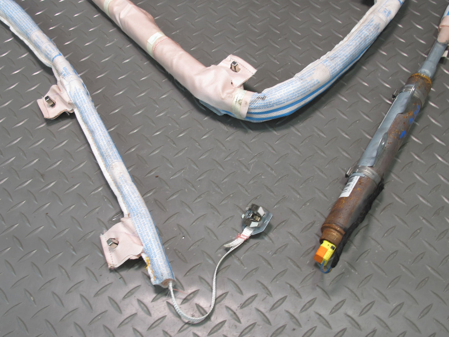 11-18 PORSCHE CAYENNE LEFT DRIVER SIDE ROOF SRS AIRBAG 7P5880741C OEM