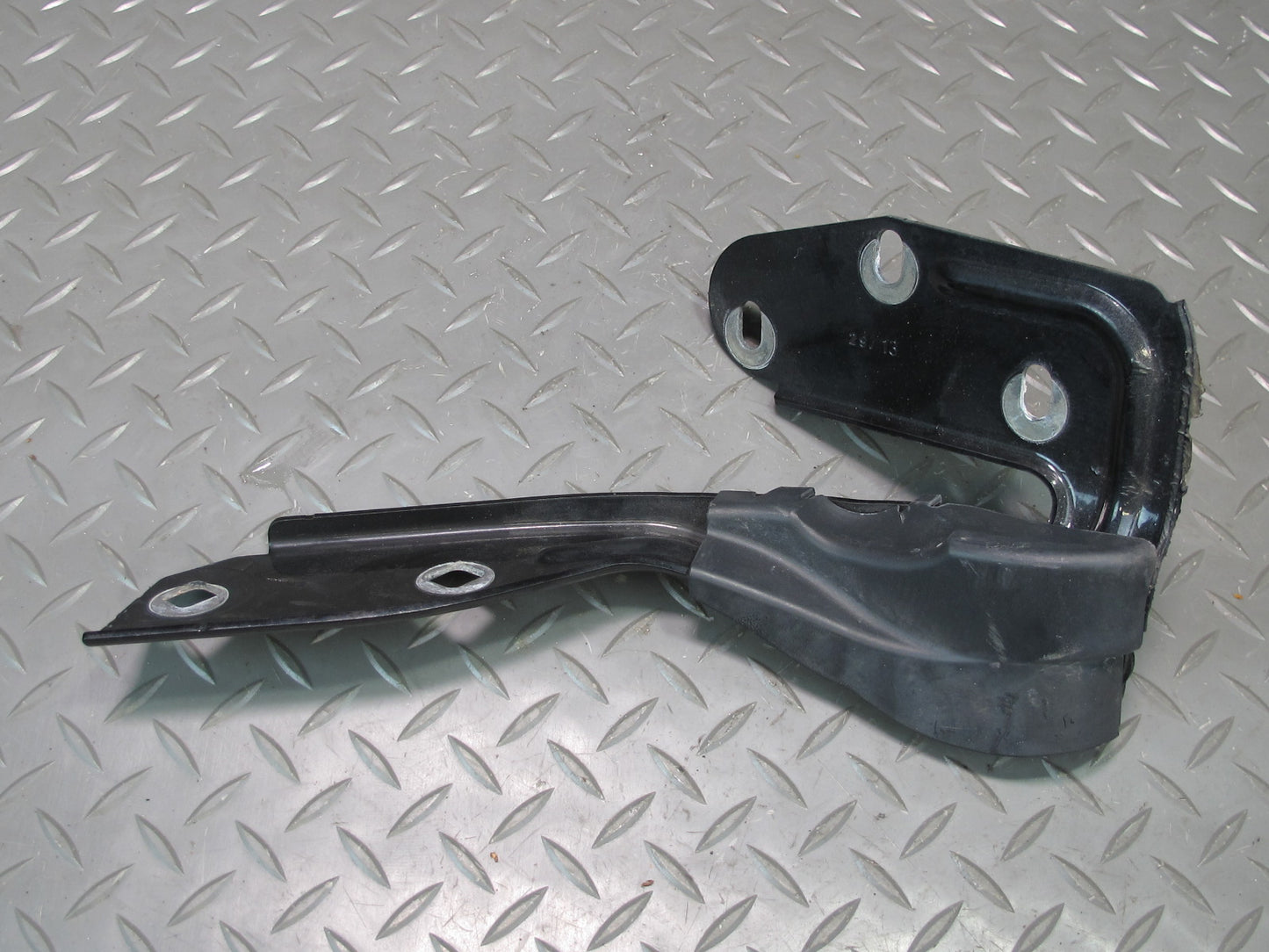 2011-2014 Porsche Cayenne 958 Front Left & Right Hood Hinge Set of 2