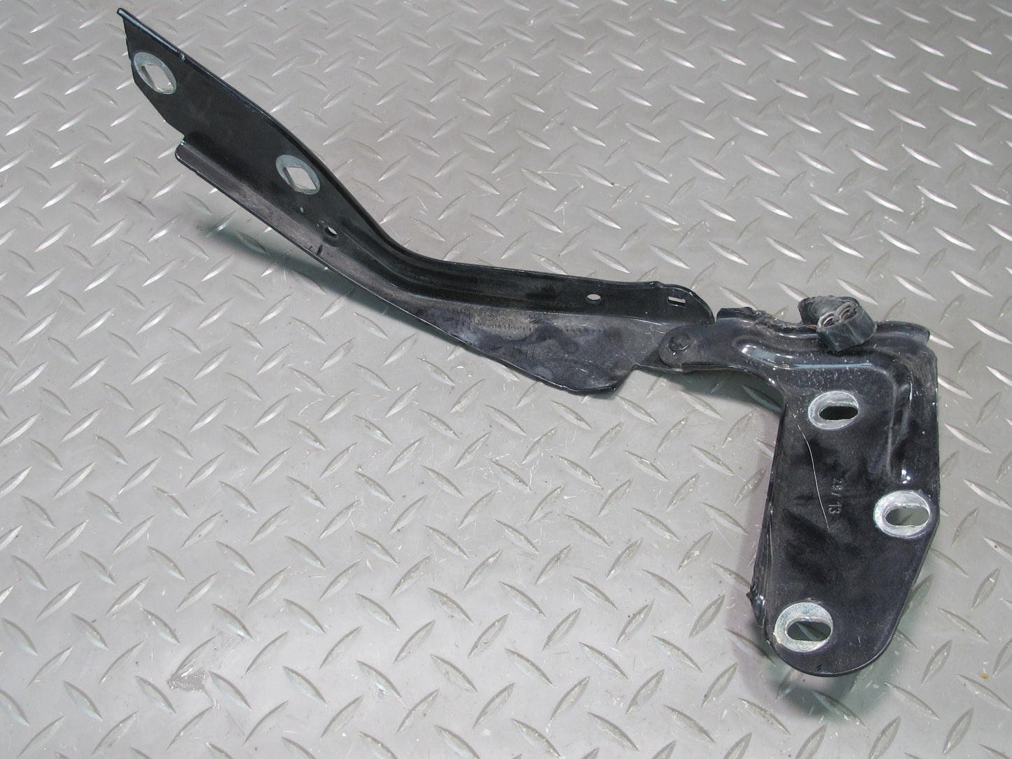 2011-2014 Porsche Cayenne 958 Front Left & Right Hood Hinge Set of 2