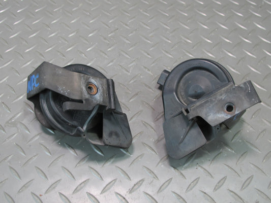 2011-2014 Porsche Cayenne 958 High & Low Tone Horn Signal W/ Mount Bracket Set