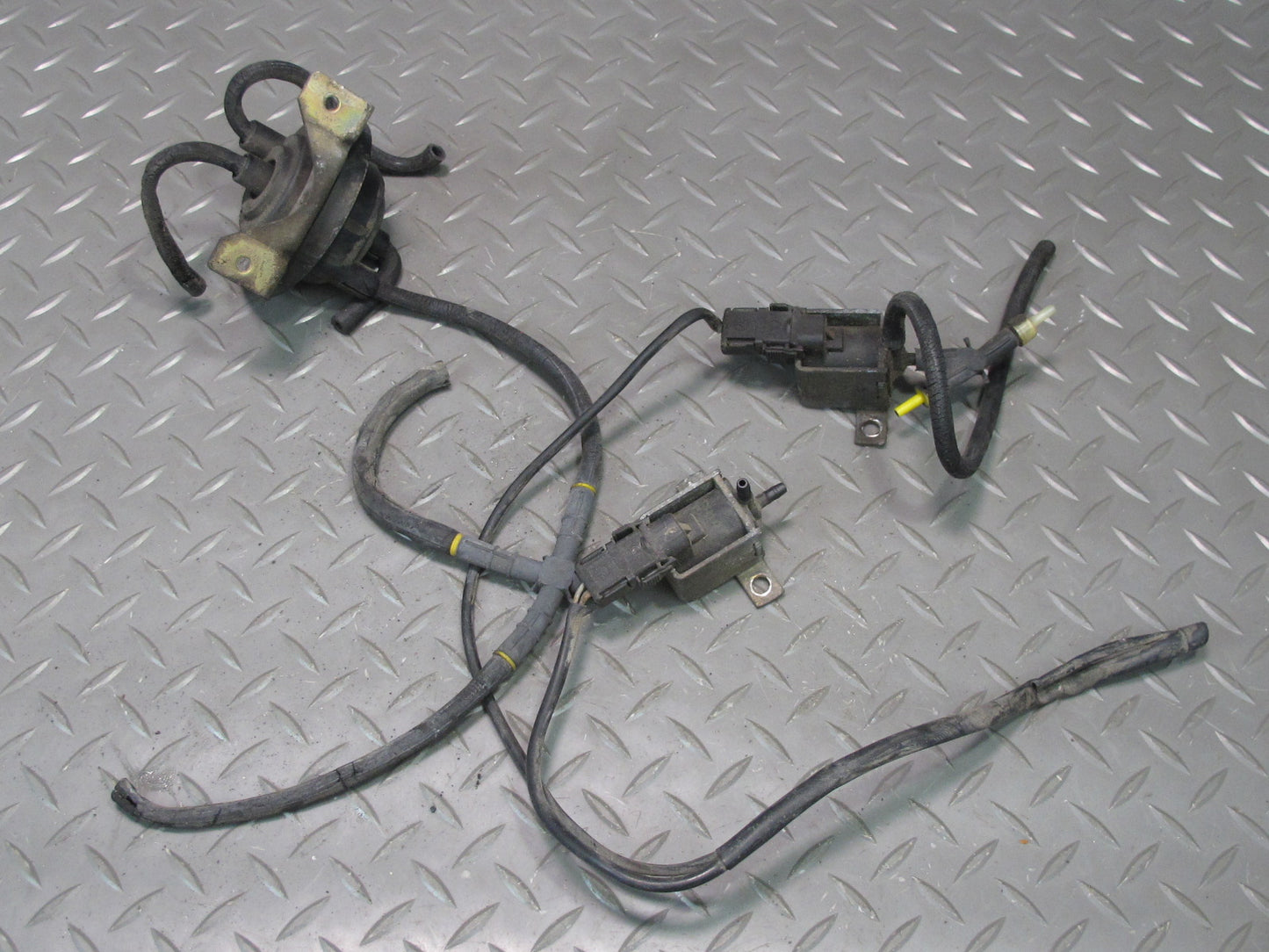 93-95 Mercedes W124 300D OM606 Set of 3 Vacuum Solenoid Valve & Converter OEM