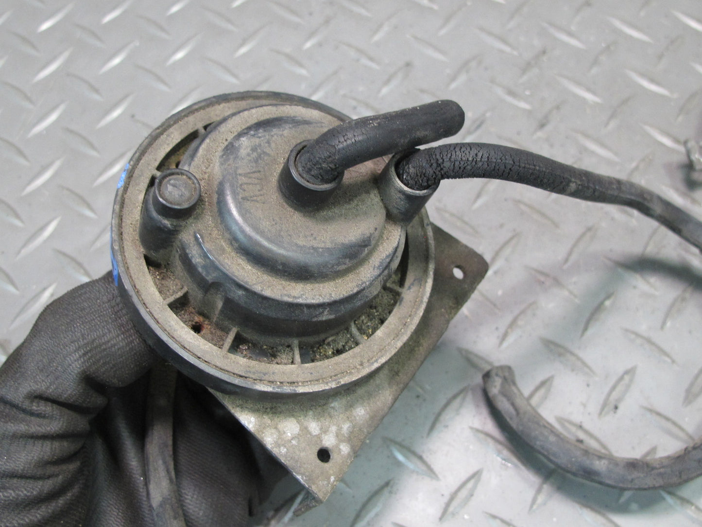 93-95 Mercedes W124 300D OM606 Set of 3 Vacuum Solenoid Valve & Converter OEM