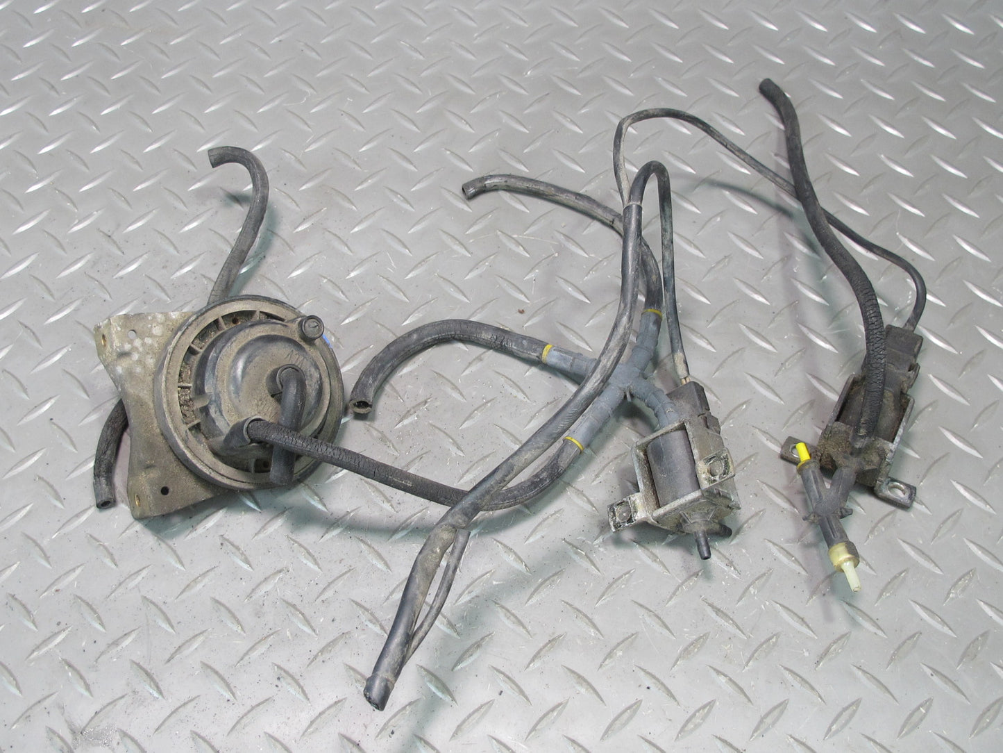 93-95 Mercedes W124 300D OM606 Set of 3 Vacuum Solenoid Valve & Converter OEM